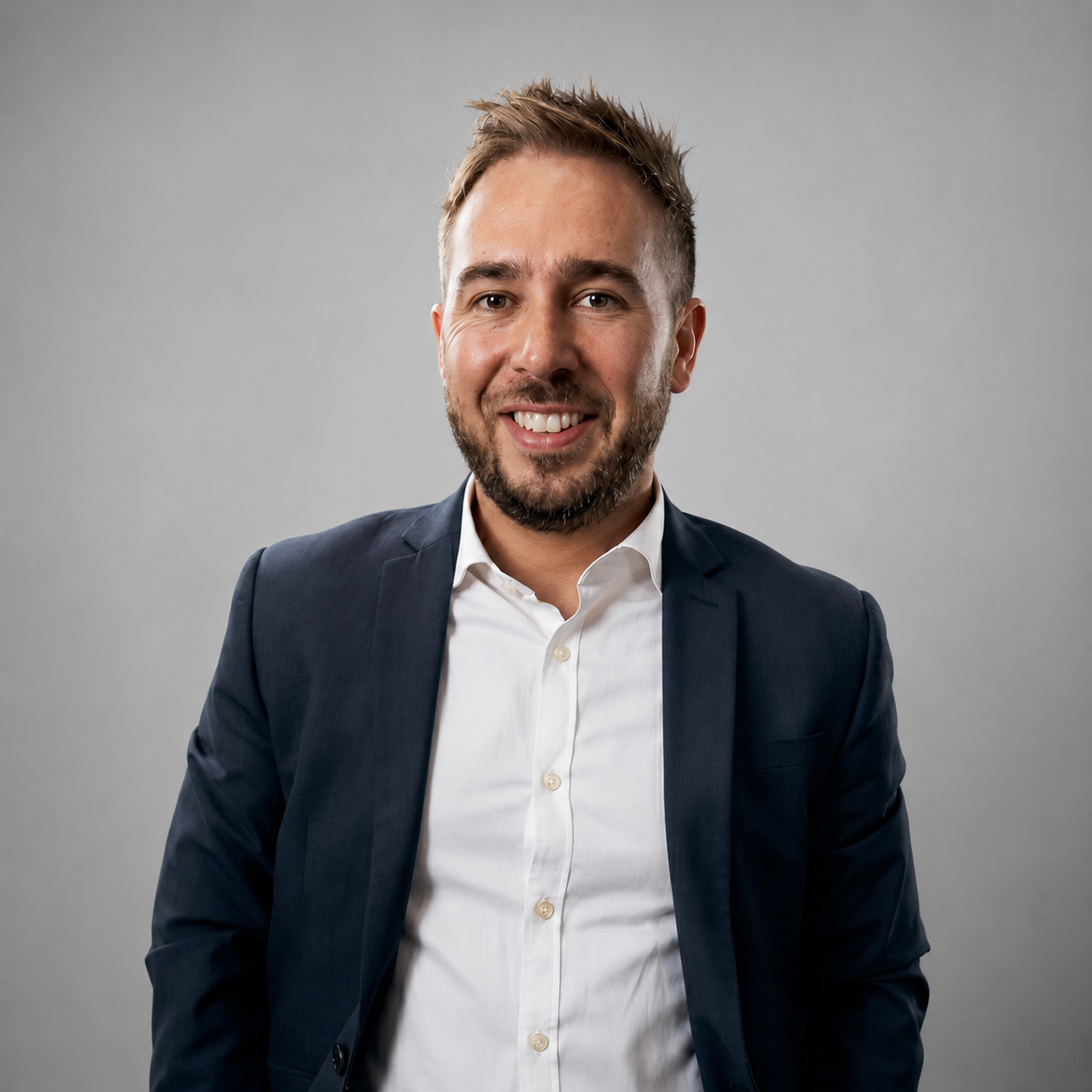Portrait of Mark Insley
